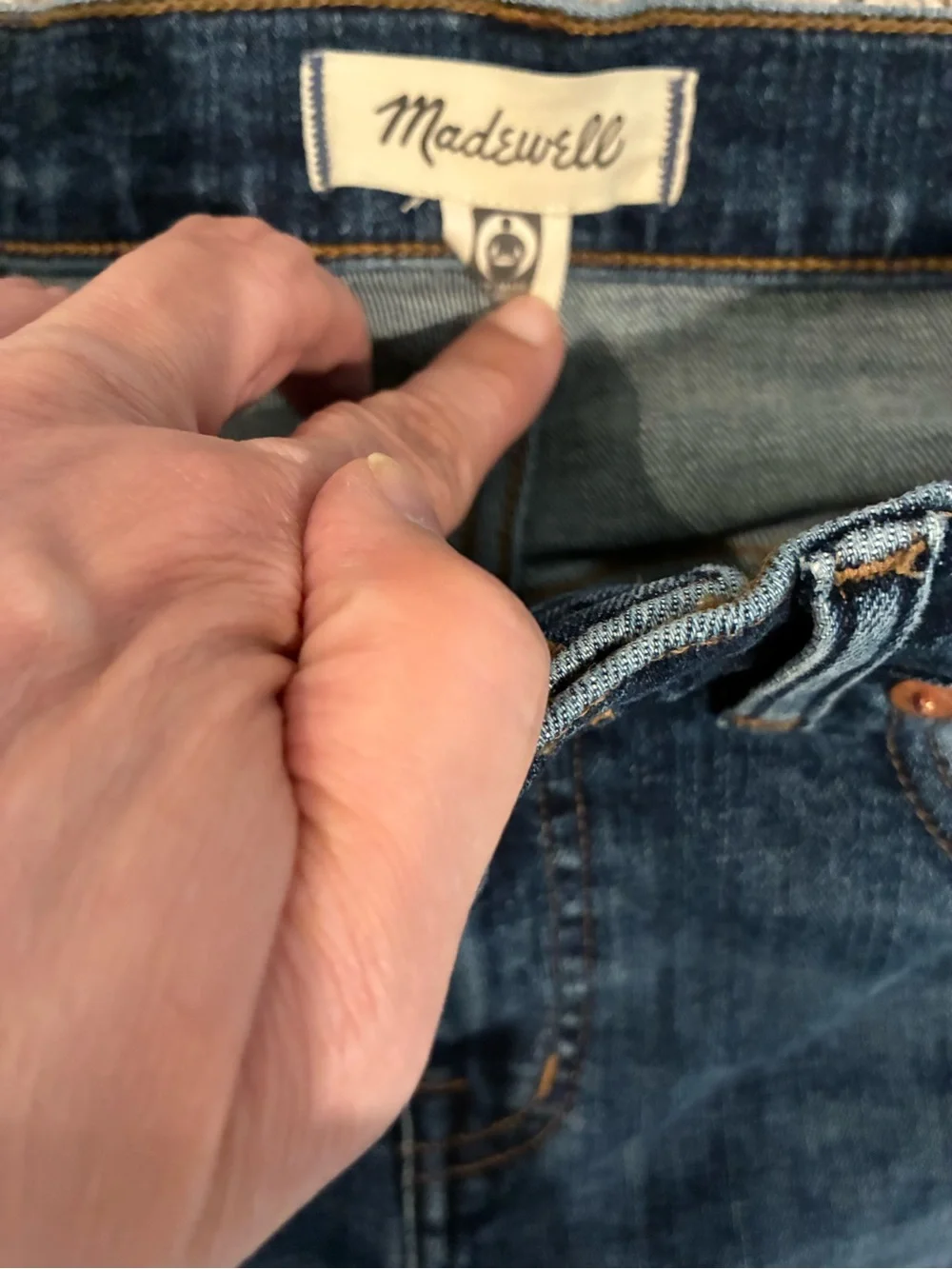 Madewell Jeans Women’s 27 Blue Mid-Rise Stovepipe LIKE NEW!